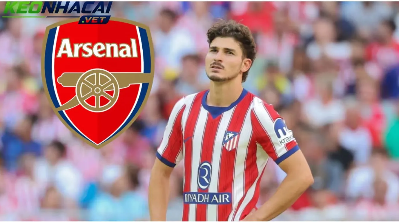 Julian Alvarez chọn Arsenal hay Barcelona?